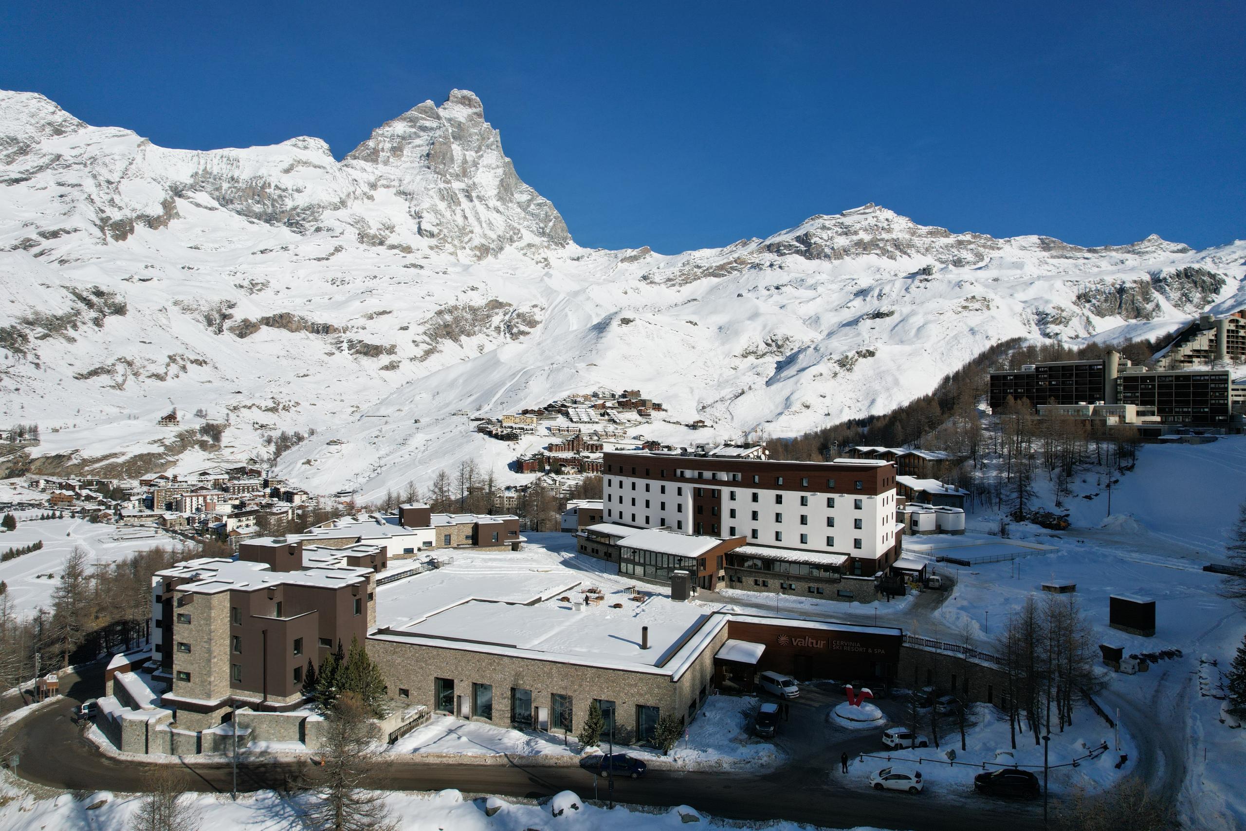 VALTUR CERVINIA Cristallo Ski Resort 5* [VT]