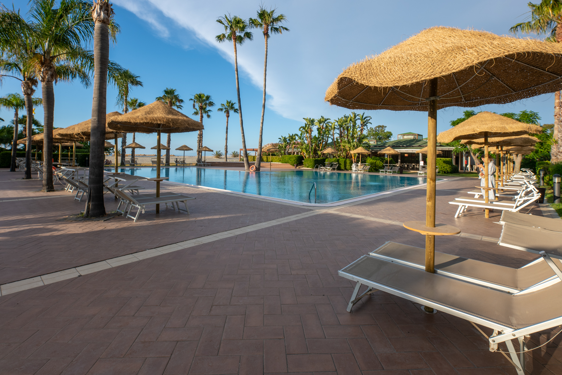 NICOLAUS CLUB LE DUNE BEACH [NC]