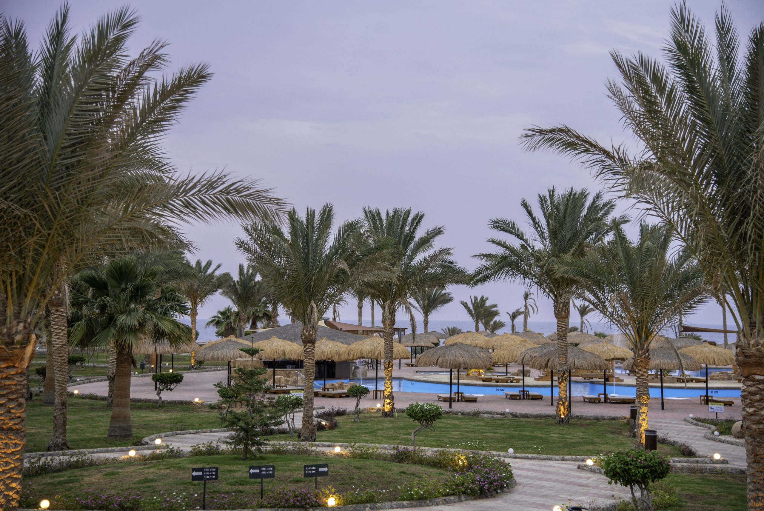 NICOLAUS CLUB THREE CORNERS SEA BEACH RESORT [NC]