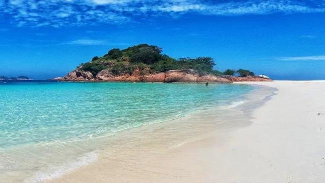 TOUR SINGAPORE, MALESIA E MARE