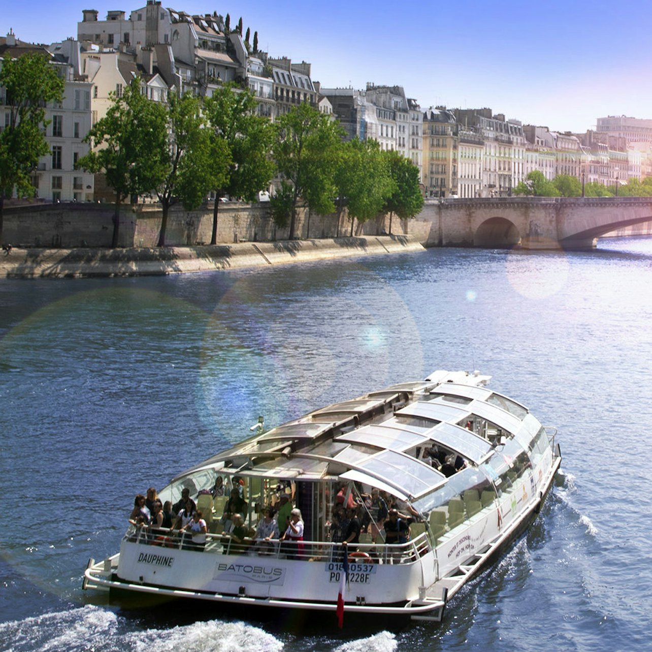 Immagine cover di Batobus Parigi: Battello fluviale Hop-on Hop-off