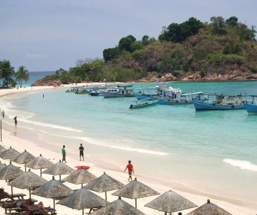 TOUR SINGAPORE, MALESIA E MARE