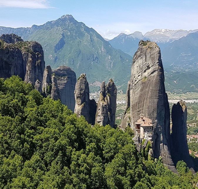 GRECIA: L'ECO DI CIVILTA' ANTICHE