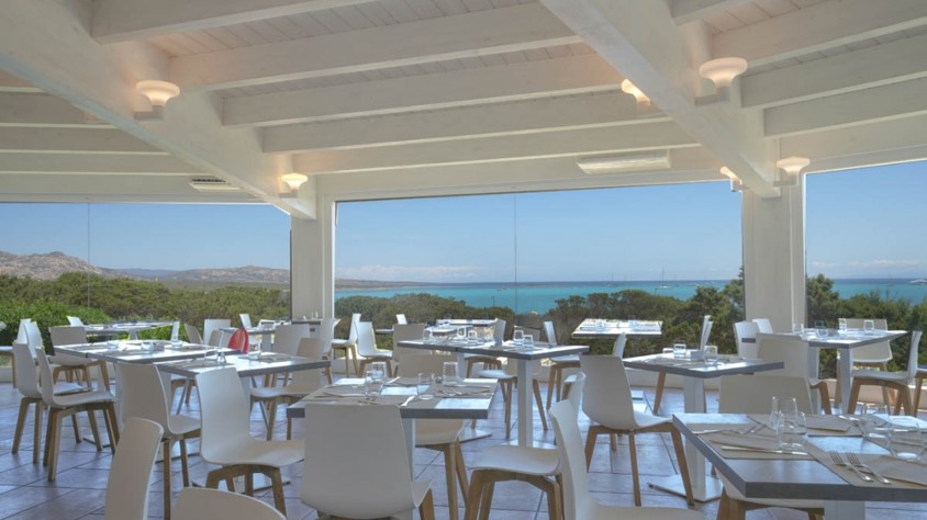 CLUB ESSE ROCCARUJA****