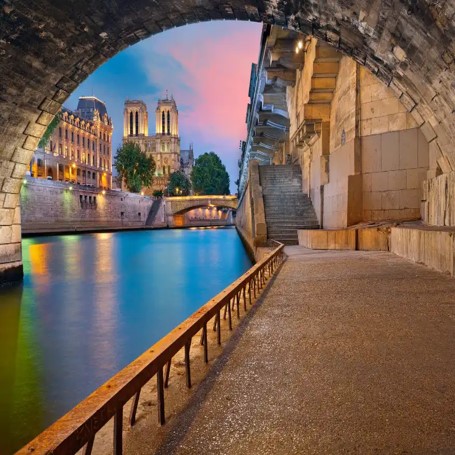 PARIGI IN COMPAGNIA