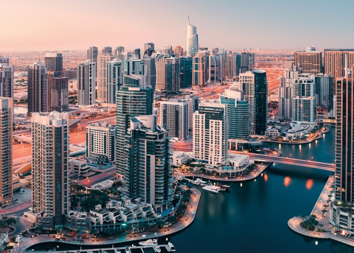 SPECIALE IMMACOLATA: DUBAI E ABU DHABI